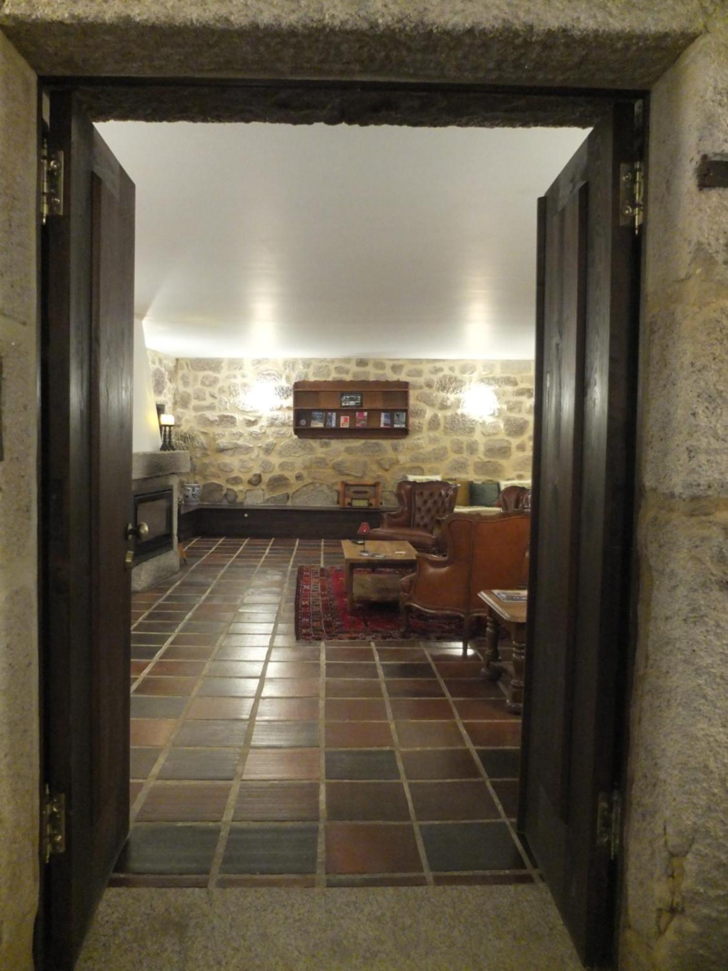 Hotel Quinta De Mocamedes - Turismo De Habitacao Vouzela Zewnętrze zdjęcie